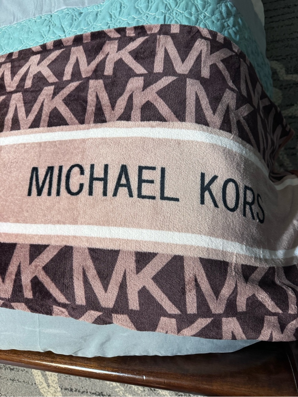 Michael Kors Pink and Olive Logo Tote Box
